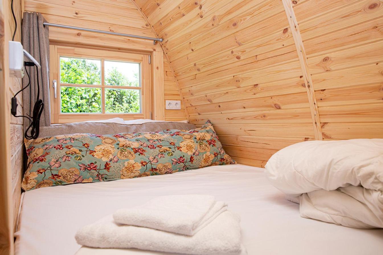 Boerderij Camping Nixhoeve Genderen 外观 照片