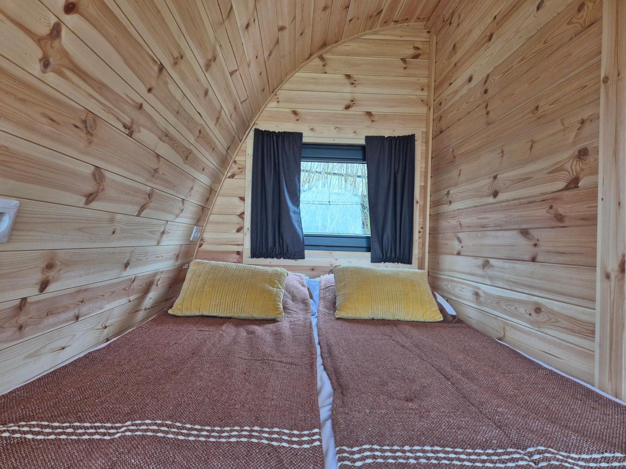 Boerderij Camping Nixhoeve Genderen 外观 照片